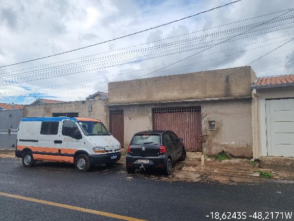 Casa - Venda, SAO SEBASTIAO, ARAGUARI, MG